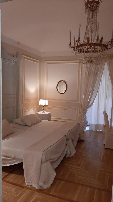 L'Atelier room 2